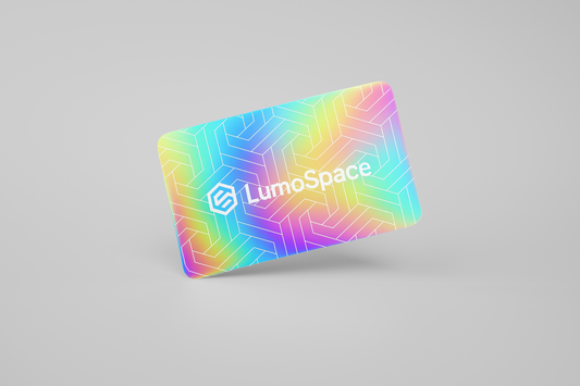 Et bilde av et krom tilgangskort med NFC