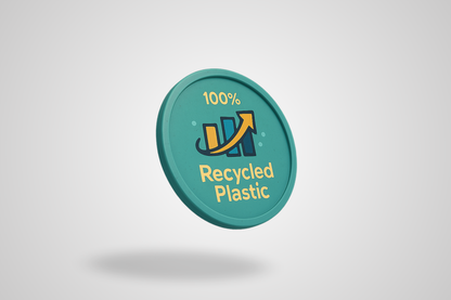 Et bilde av en plastpollett laget av 100% resirkulerbart plast med fargetrykk