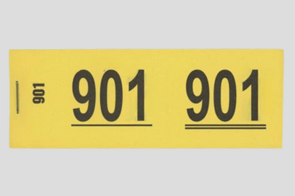 En gul Garderobe billetthæfter med nummer 9101 på. (Merke: JM Band NO)