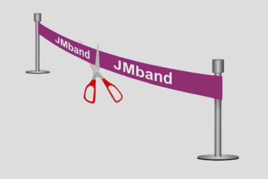 Et par Innvielsesbånd ECO sateng trykk Via e-postsaks klipper en lilla barriere med ordet JM Band NO.