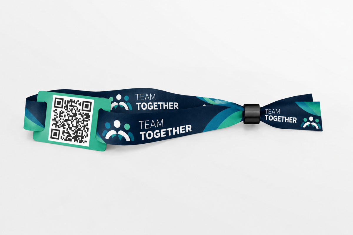 Stoffarmbånd med QR-Kode og trykk